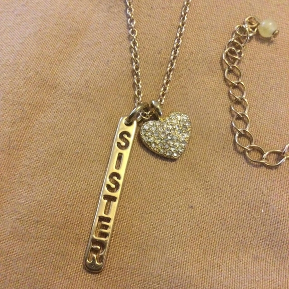 Sister heart necklace - Picture 1 of 3